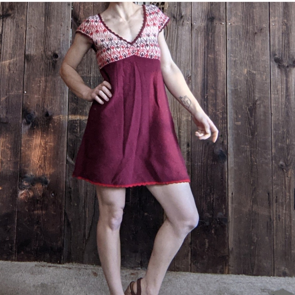 3/$15 BUNDLE & SAVE Free People sweater dress short sleeve